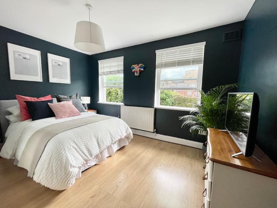 *New* Beautiful 2 Bedroom House In Central Location London Luaran gambar